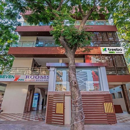 Treebo Seven Inn Tirupati Kültér fotó